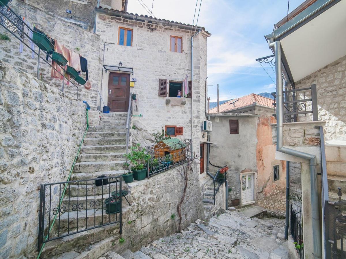 Apartment Alexandra Kotor Ngoại thất bức ảnh