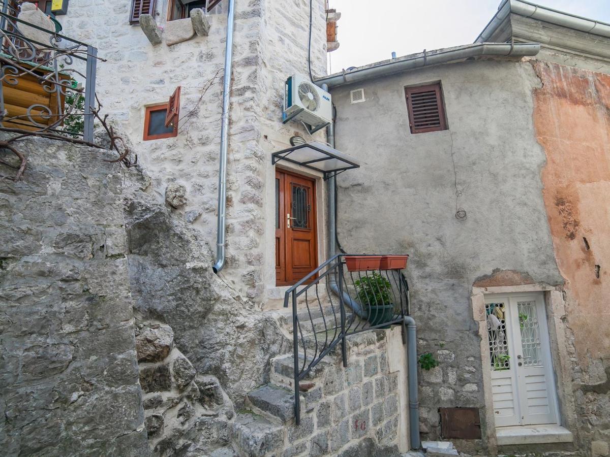 Apartment Alexandra Kotor Ngoại thất bức ảnh